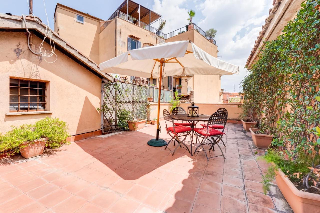Romantic House With Terrace 외부 사진